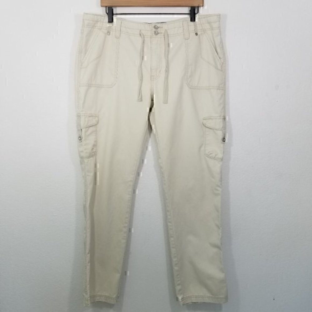 Levi's Cargo Pants Size 16M